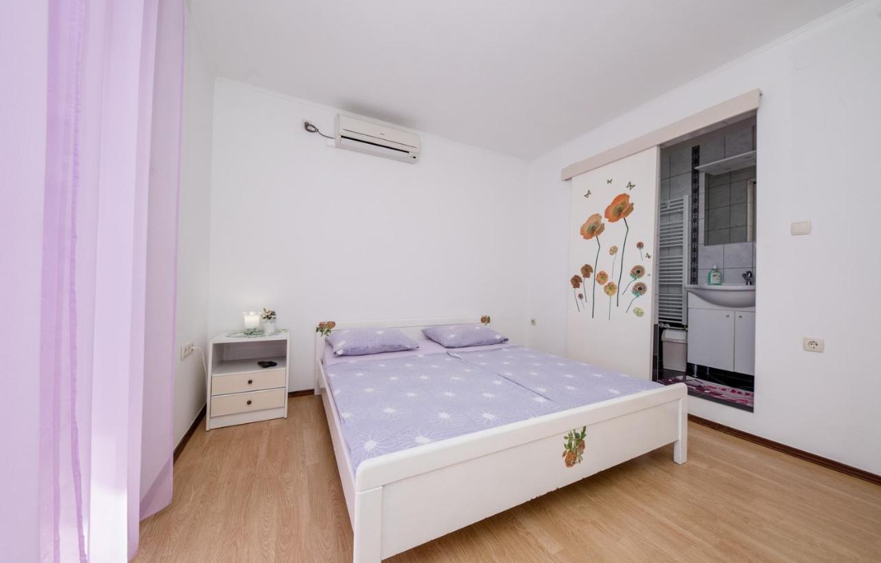 Apartments Makaus 수페타르스카 드라가 외부 사진